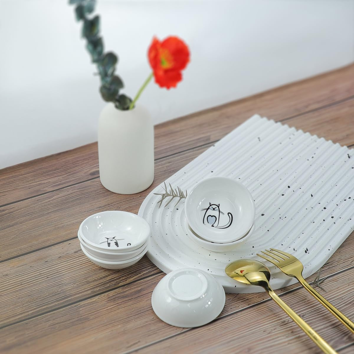 Super Cute Cat Ceramic Sauce Dish/Seasoning Bowl/Sushi Soy Dipping Bowl/Appetizer Plates/Serving Dish for Kitchen Home (Set of 6)